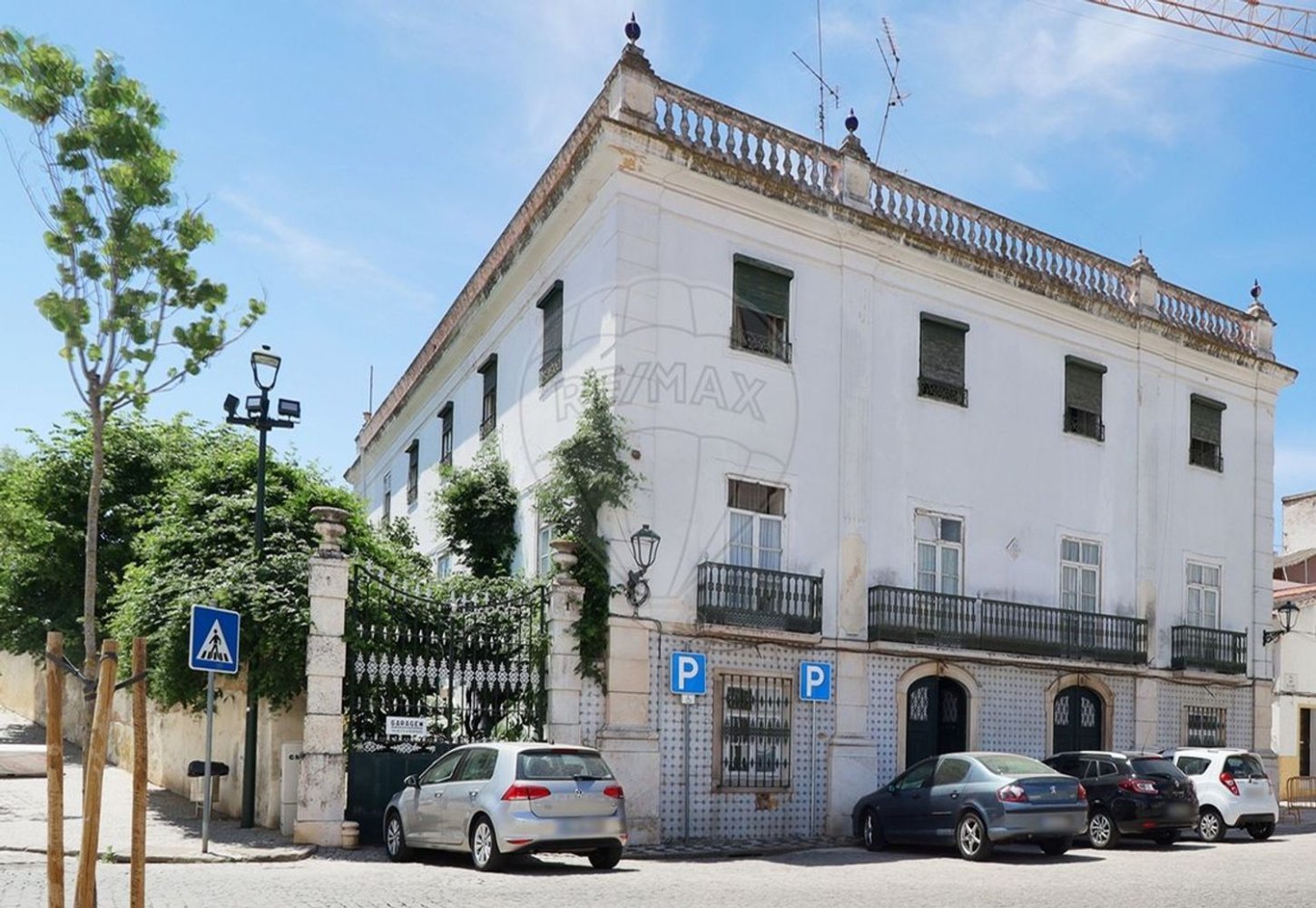 1797m² Building in Elvas, Portugal No. 133175