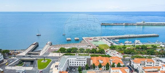 219m² Warehouse in Funchal, Portugal No. 92642 15