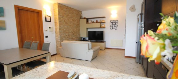 2غرفة شقة في Castellanza, Italy رقم 301099 4