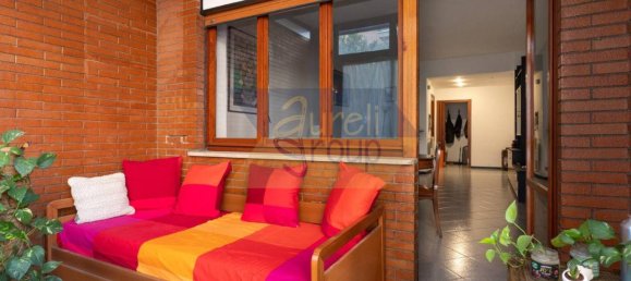 3 rooms Apartment in Rome, Italy No. 133523 2