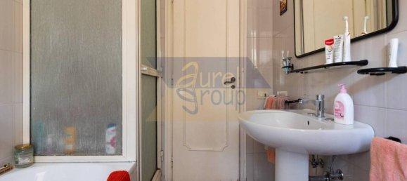 3 rooms Apartment in Rome, Italy No. 133523 26