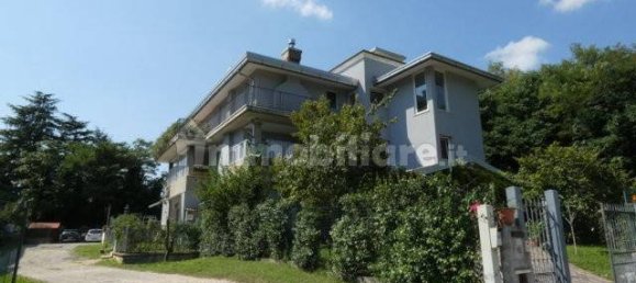 3 bedrooms Apartment in Bovezzo, Italy No. 323718 21