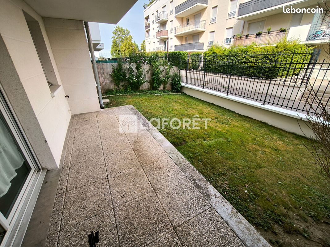 1 bedroom Apartment in Mantes-la-Jolie, France No. 328614