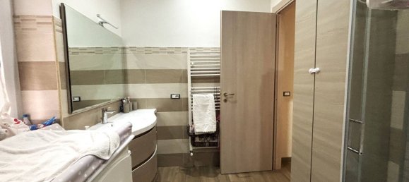 3 rooms Apartment in Avellino, Italy No. 303591 22