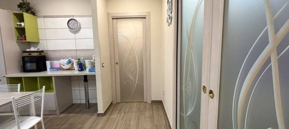 3 rooms Apartment in Avellino, Italy No. 303591 12