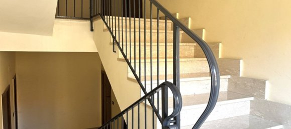 3 rooms Apartment in Avellino, Italy No. 303591 3