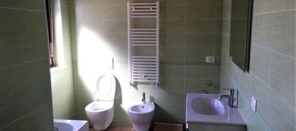 Apartamento de 4 divisões em Chieti, Italy N.º 109681 10