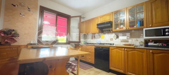 2 bedrooms House in Pordenone, Italy No. 281310 7