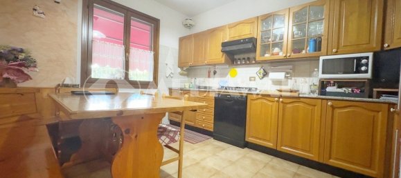 2 bedrooms House in Pordenone, Italy No. 281310 10