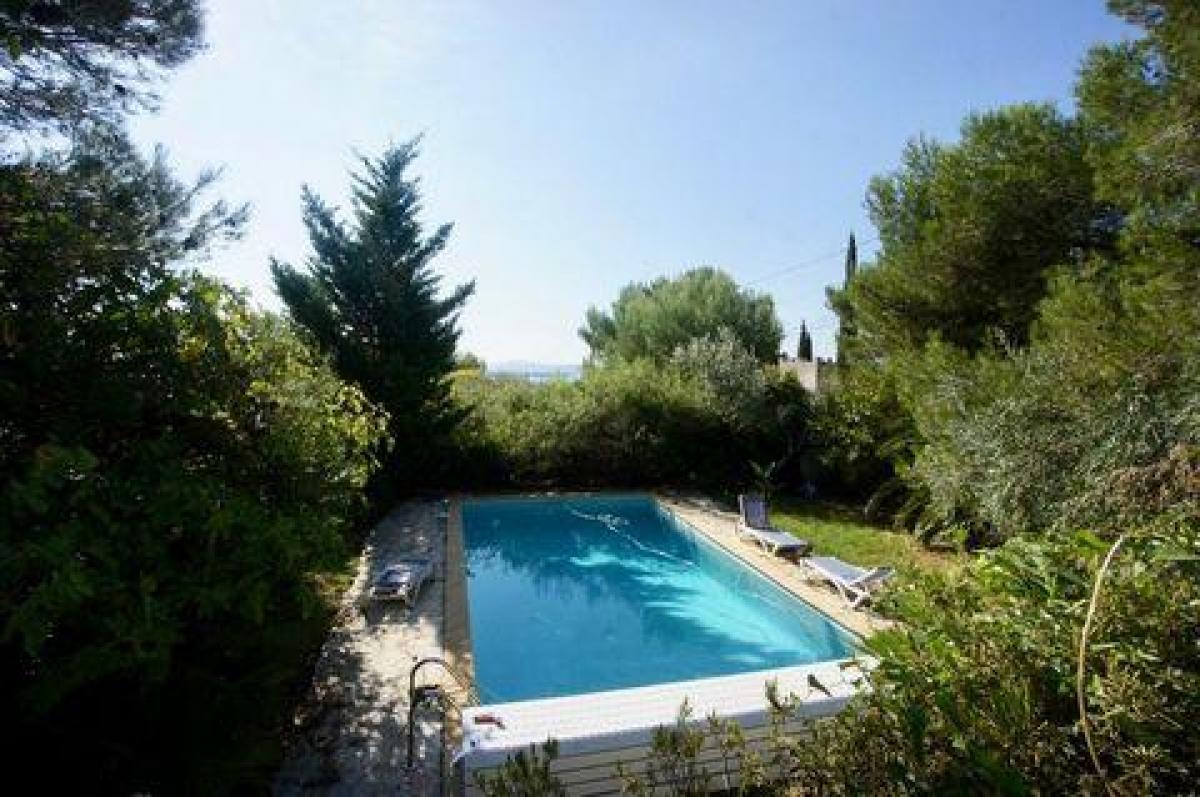 6 bedrooms House in Montpellier, France No. 28298