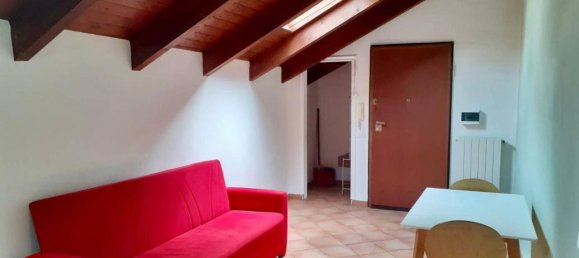 2 rooms Apartment in Alessandria, Italy No. 37806 2