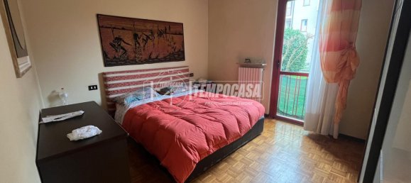 Apartamento de 2 dormitorios en Ponte San Pietro, Italy No. 225344 4