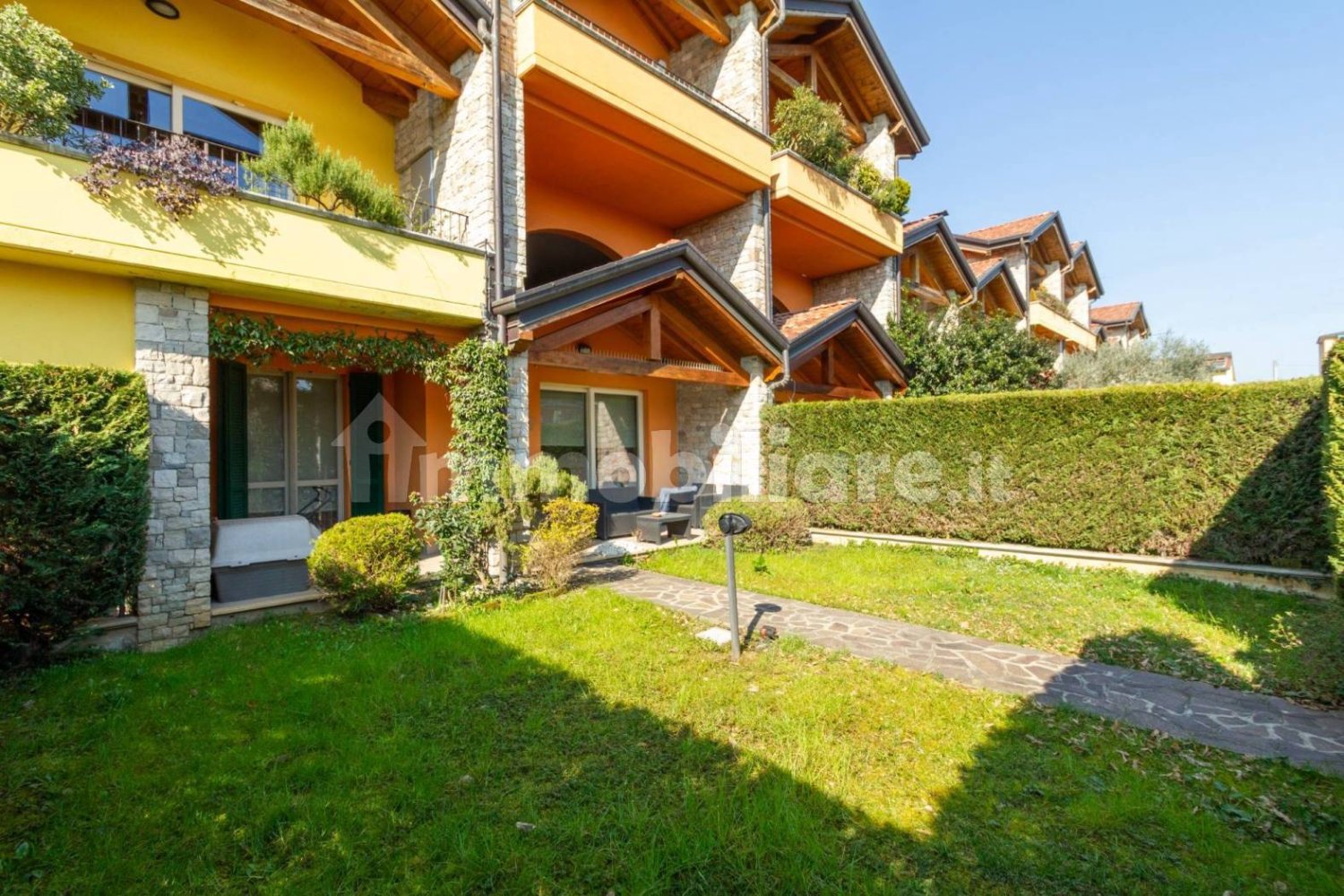 Apartamento T2 em Lomagna, Italy N.º 213208