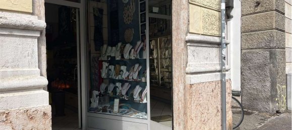 4 rooms Commercial property in Trento, Italy No. 354876 2