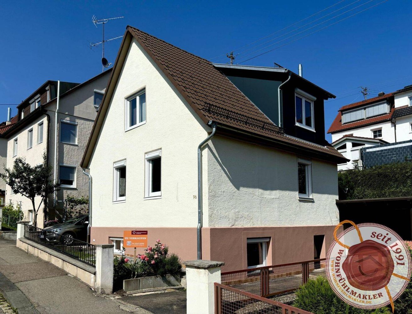 6 rooms House in Zollernalbkreis, Germany No. 84672