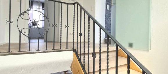 6 rooms House in Zollernalbkreis, Germany No. 84672 22