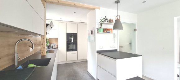 6 rooms House in Zollernalbkreis, Germany No. 84672 12