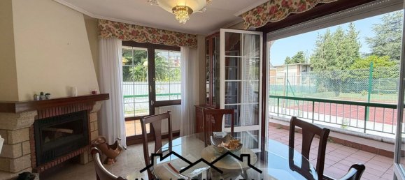 5 bedrooms House in Laredo, Spain No. 155046 7