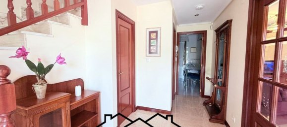 5 bedrooms House in Laredo, Spain No. 155046 41