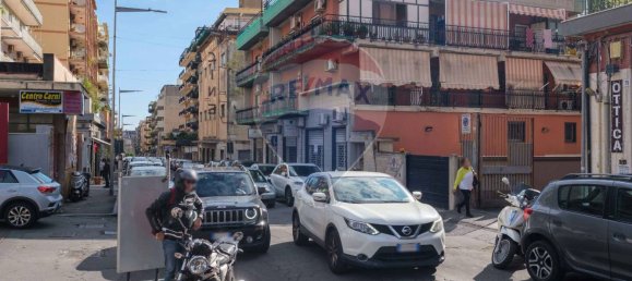 2 chambres Appartement à Catania, Italy No. 106058 2