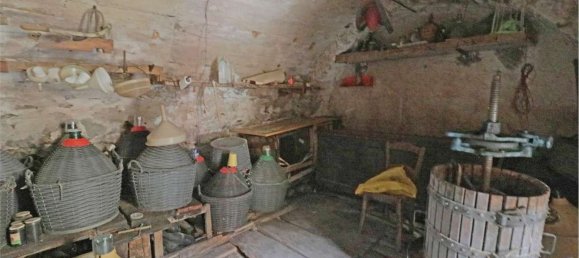 6 rooms House in Mulazzo, Italy No. 84305 13