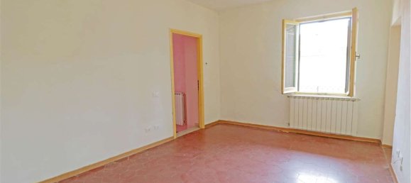 6 rooms House in Mulazzo, Italy No. 84305 11