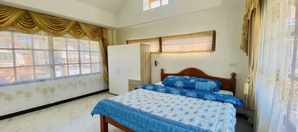 Casa de 5 dormitorios en Pattaya, Thailand No. 71753 4