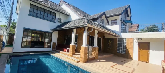 Casa de 5 dormitorios en Pattaya, Thailand No. 71753 7