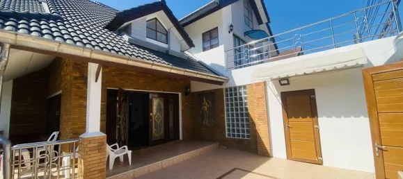 Casa de 5 dormitorios en Pattaya, Thailand No. 71753 12