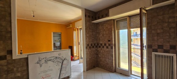 5 bedrooms Apartment in Naples, Italy No. 364676 2