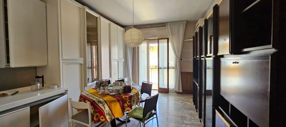 5 bedrooms Apartment in Naples, Italy No. 364676 12