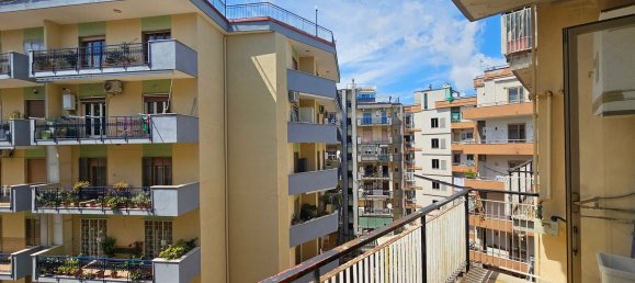 5 bedrooms Apartment in Naples, Italy No. 364676 4