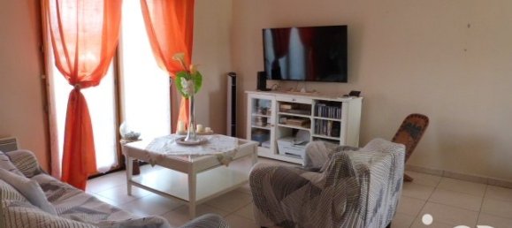 3 bedrooms House in Maizieres-la-Grande-Paroisse, France No. 82235 31