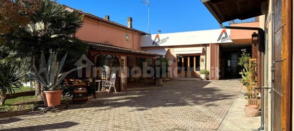 Villa de 4 dormitorios en Ravarino, Italy No. 118567 5