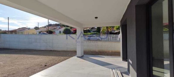 3 bedrooms Villa in Pyrgos, Cyprus No. 15997 11