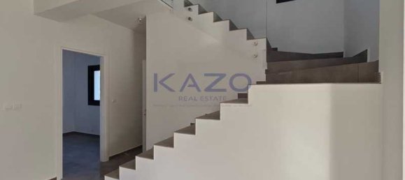 3 bedrooms Villa in Pyrgos, Cyprus No. 15997 5