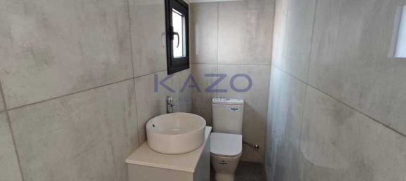 3 bedrooms Villa in Pyrgos, Cyprus No. 15997 4