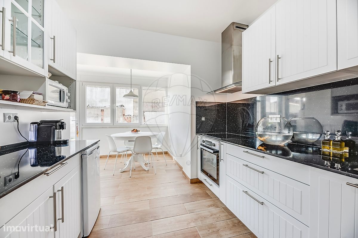 5 bedrooms House in Oeiras, Portugal No. 184113