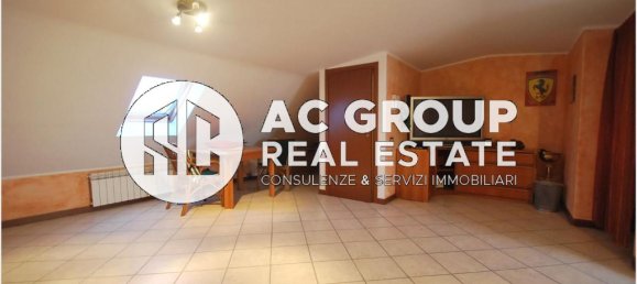 6-Zimmer Haus in Solaro, Italy, Nr. 24393 11