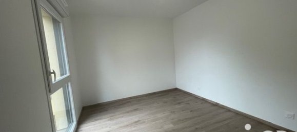 2-salle Appartement à Montigny-lès-Metz, France No. 160036 4