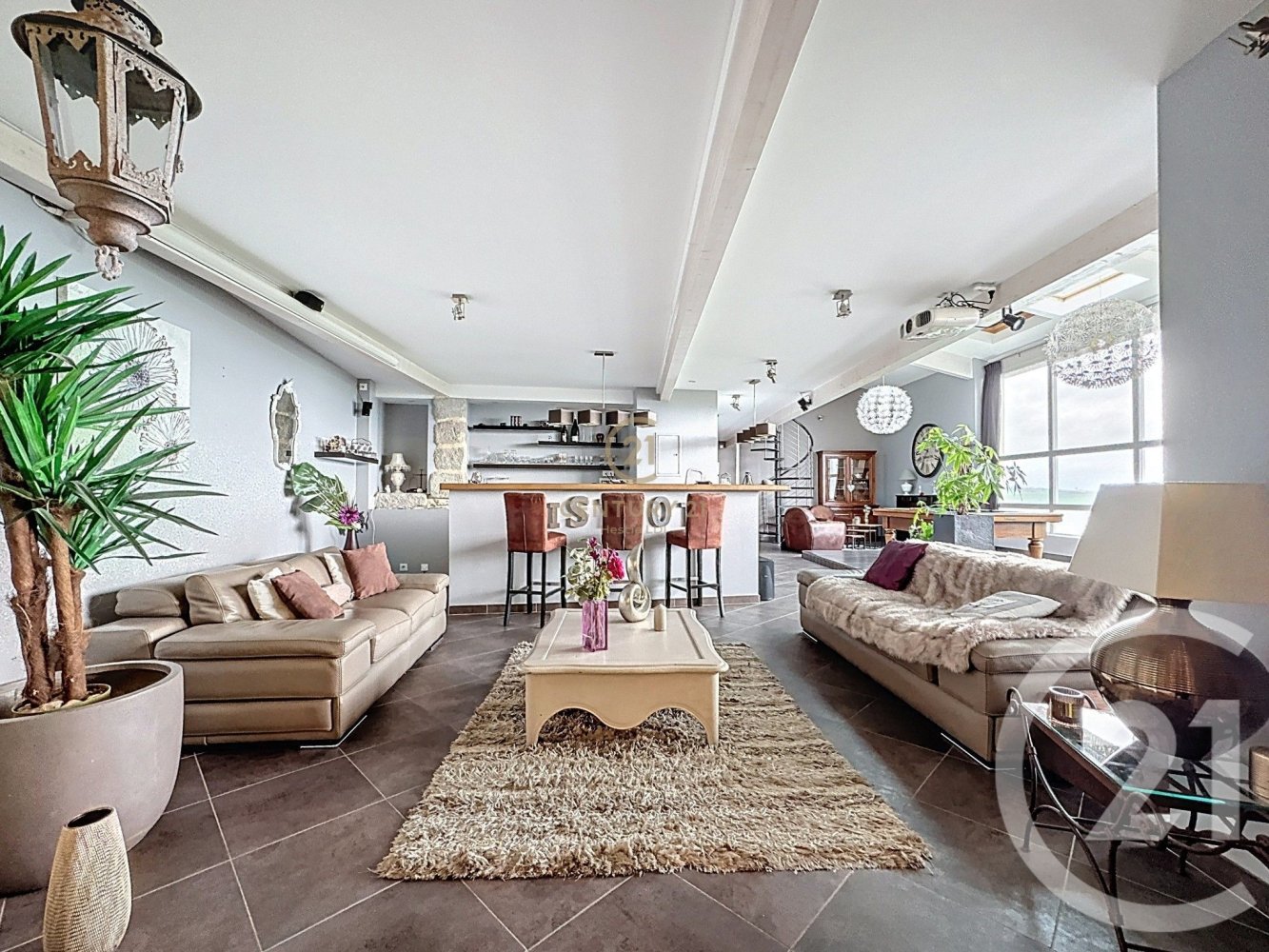 5 chambres Maison de ville à Saint-Joseph, France No. 199226