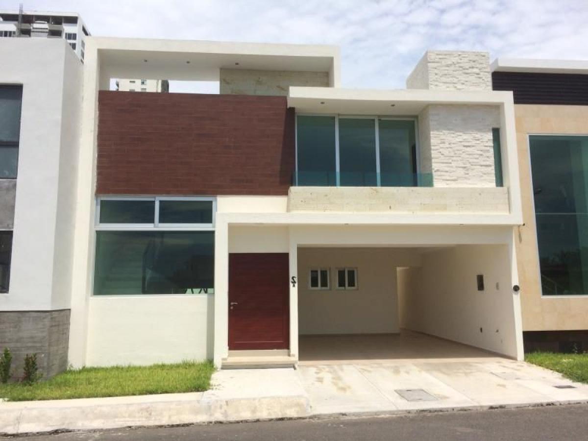 3 bedrooms House in Veracruz, Mexico No. 208339