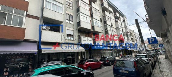 4 bedrooms Apartment in Almada, Portugal No. 69765 2