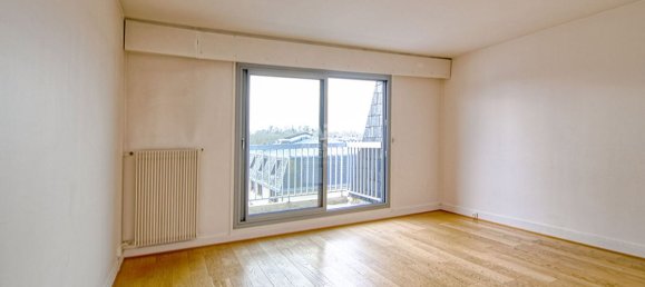 2 chambres Appartement à Versailles, France No. 291787 2