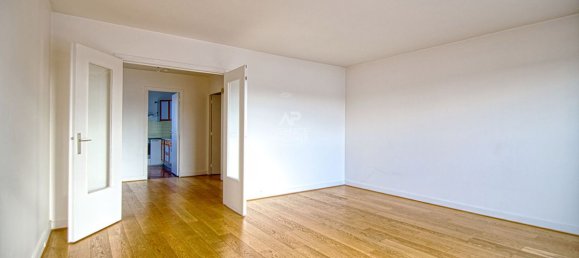 2 chambres Appartement à Versailles, France No. 291787 4