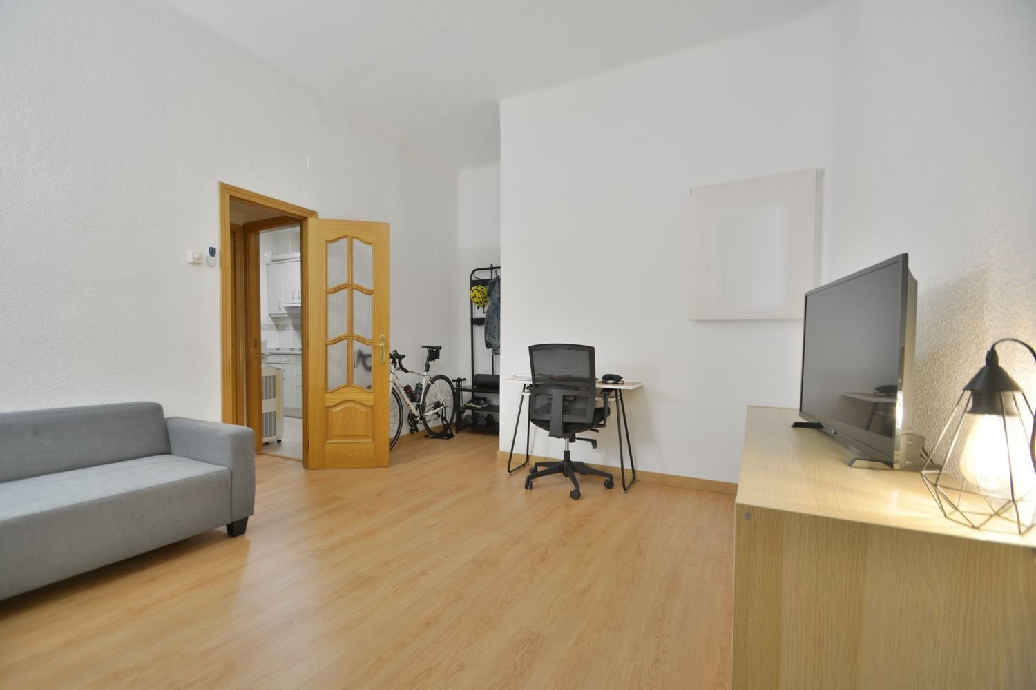 1 bedroom Apartment in Madrid, Spain No. 136806