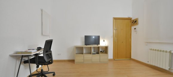 1 bedroom Apartment in Madrid, Spain No. 136806 4