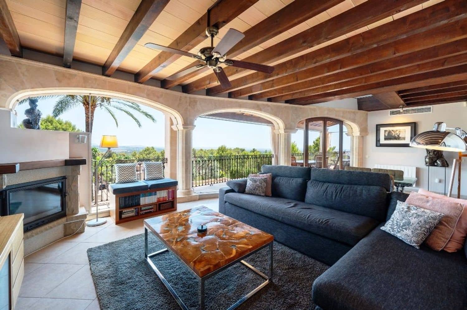 4 bedrooms House in Bunyola, Spain No. 193102