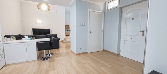 Коммерческая недвижимость с 4 спальнями в Сант-Андреу, Испания № 147127 8