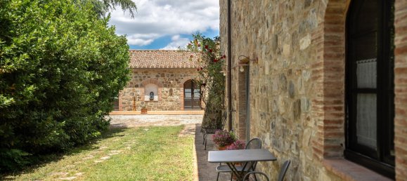 12 bedrooms House in Seggiano, Italy No. 57101 14